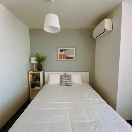 Sunrise Seaview Apartment 아파트 바르나